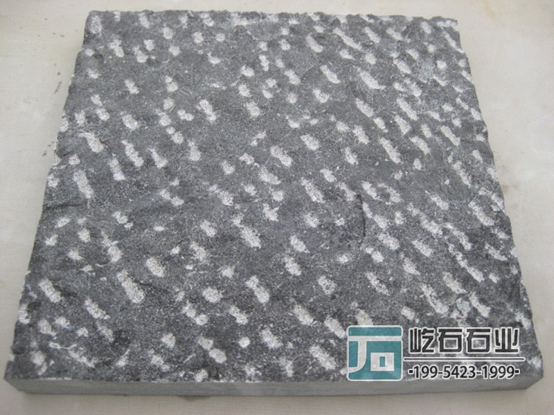 不同青石板材應(yīng)有不同的保養(yǎng)重點(diǎn)